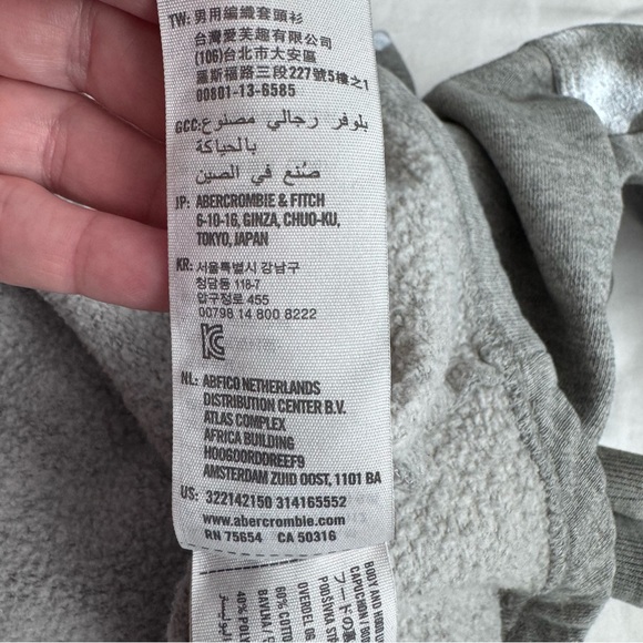 Hollister Gray Hoodie with Embroidered Graphic in Dk‎ Green Stitching, Small - Picture 10 of 15